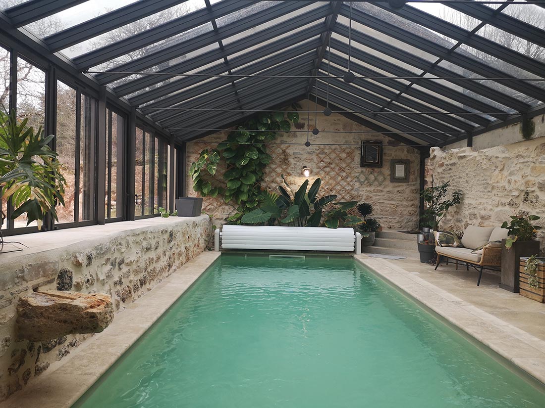 La piscine. Gîte piscine Lozère.